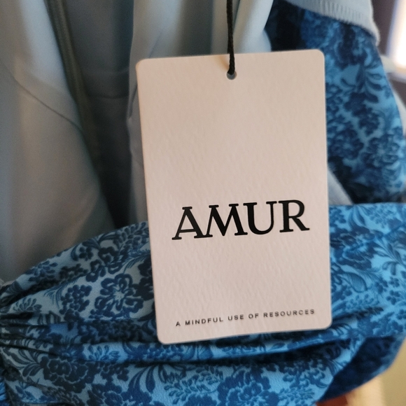 AMUR Floral Ruched Mermaid Tiered Puff Sleeve Peasant Blue Midi Dress. Size 10. - Picture 15 of 15